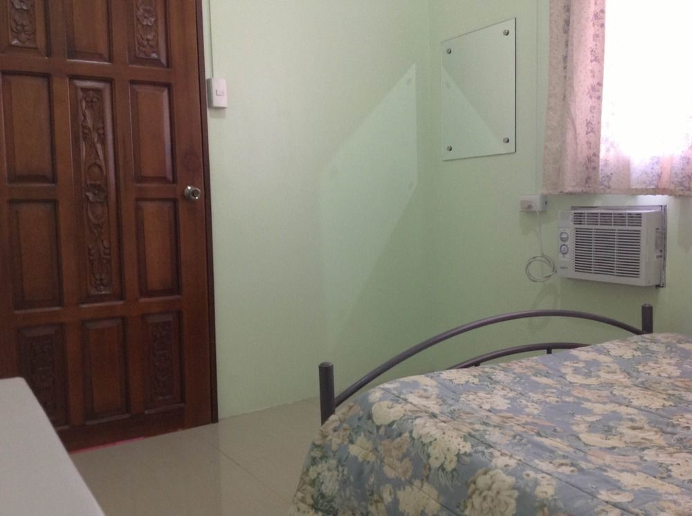 Dweller'S Pensione Iloilo City Exterior photo
